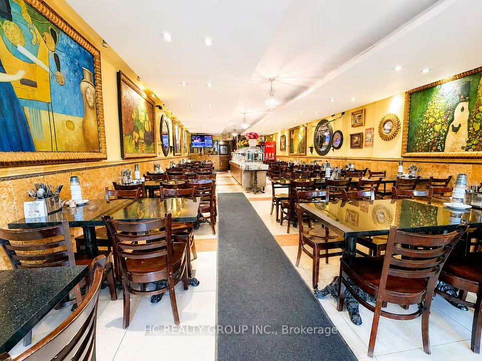 414 Dundas Street W, Toronto C01, ON M5T 1G7