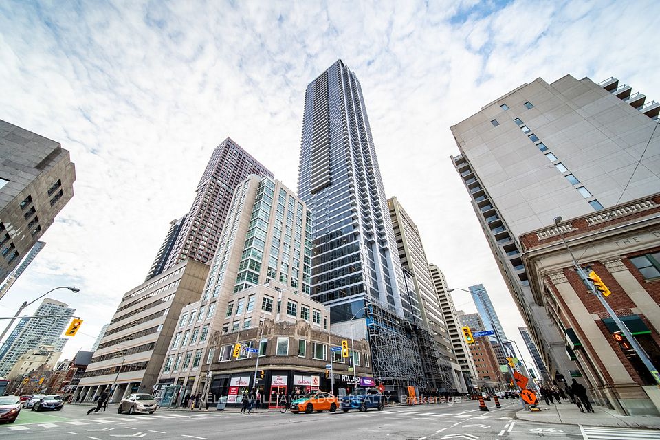 395 Bloor Street E 2407, Toronto, ON M4W 0B4 at 395 Bloor Street E 2407, Toronto, ON M4W 0B4, Toronto C08, ON, M4W 0B4