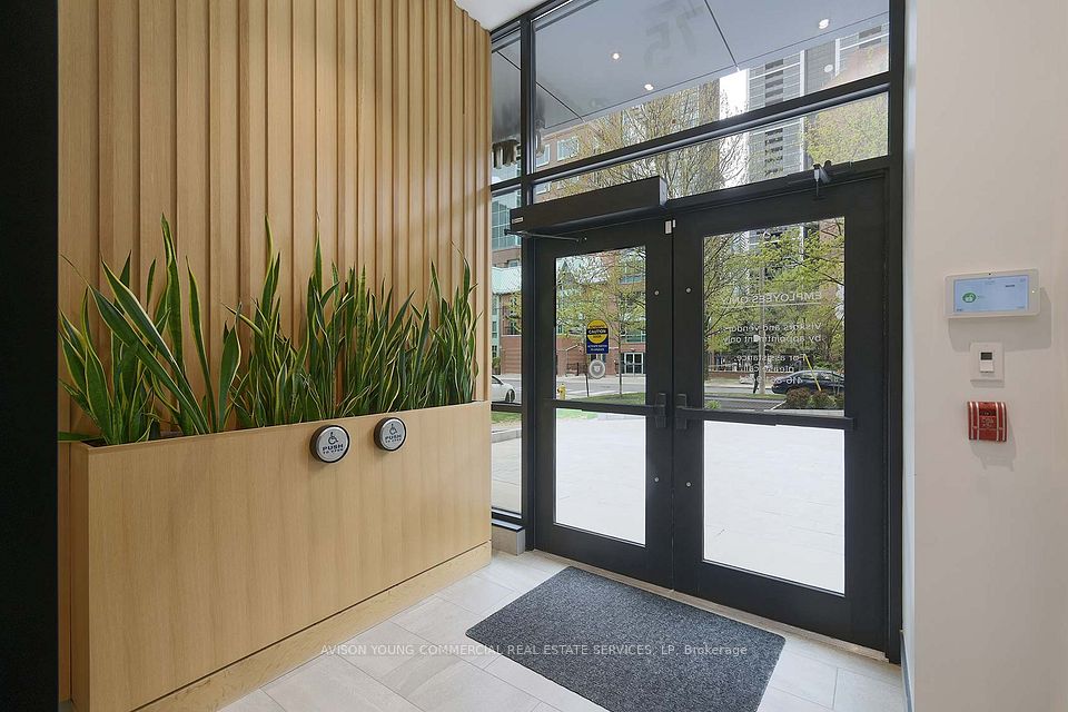 75 Huntley Street, Toronto C08, ON M4W 3J6