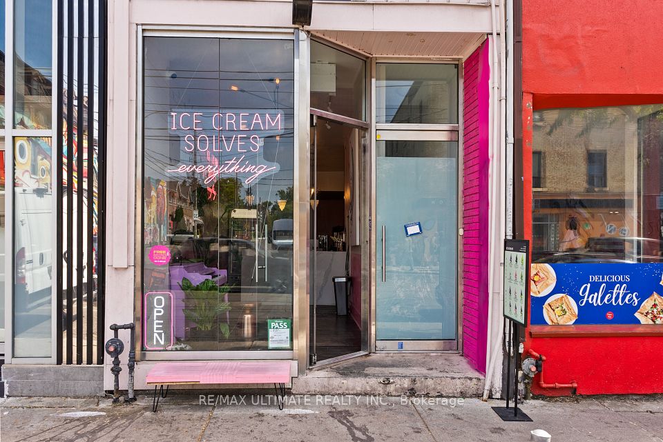 831 Queen Street W, Toronto C01, ON M6J 1G1
