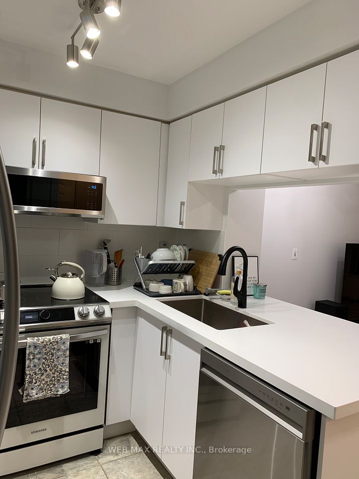 22 Olive Avenue 305, Toronto, ON M2N 7G6 at 22 Olive Avenue 305, Toronto, ON M2N 7G6, Toronto C14, ON, M2N 7G6