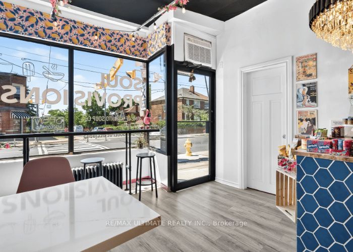 397 Vaughan Road, Toronto, ON M6C 2N8