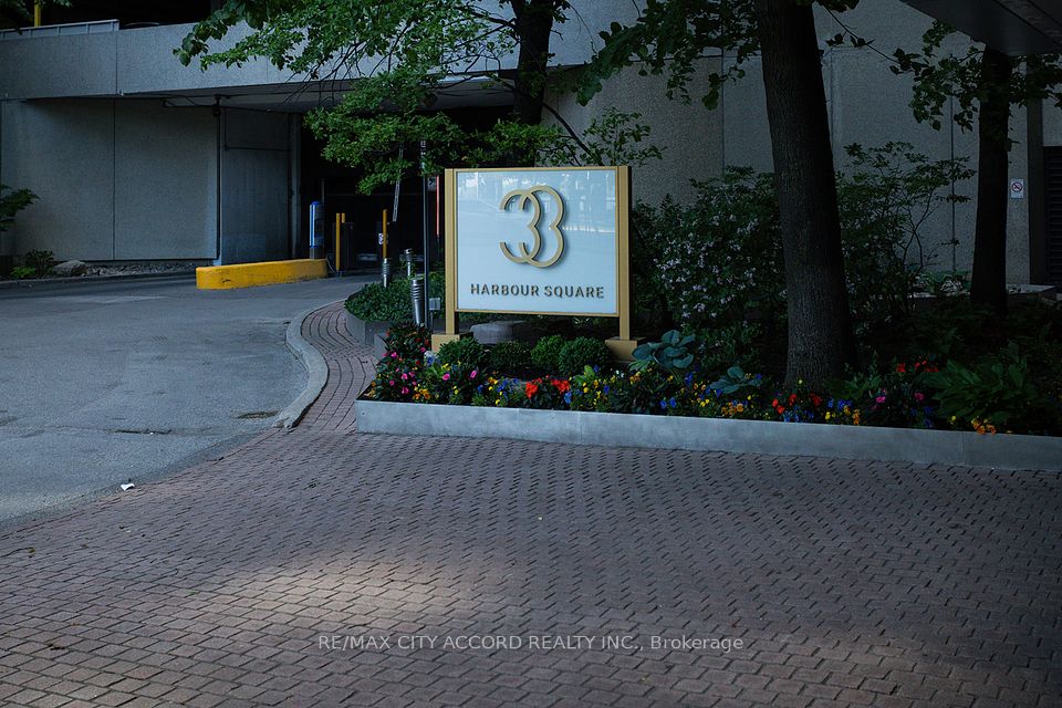 33 Harbour Square 2018, Toronto, ON M5J 2G2 at 33 Harbour Square 2018, Toronto, ON M5J 2G2, Toronto C01, ON, M5J 2G2