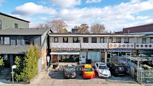 349 Oakwood Avenue A, Toronto C03, ON M6E 2W1