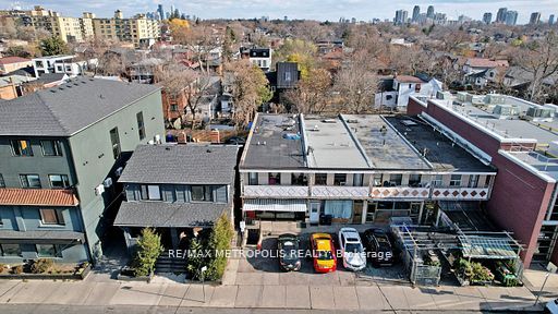349 Oakwood Avenue A, Toronto C03, ON M6E 2W1