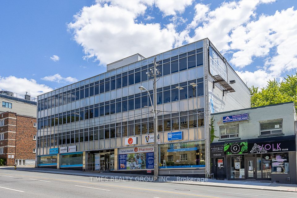 801 Eglinton Avenue W 400, Toronto C03, ON M5N 1E3