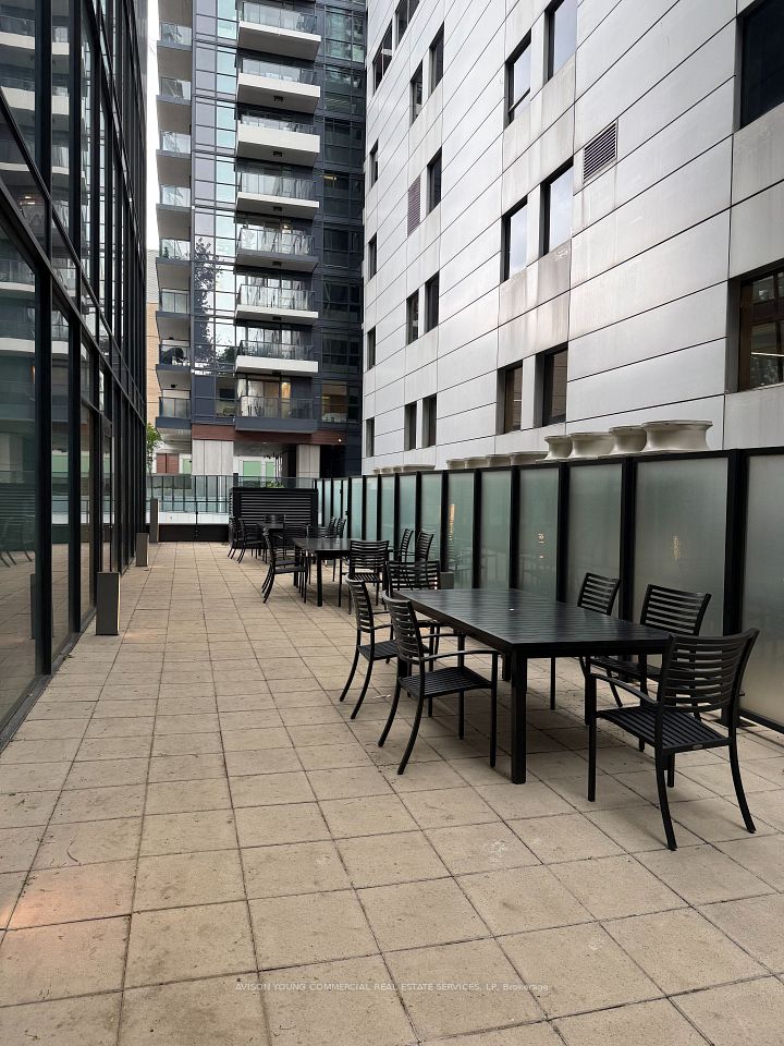 117 Peter Street 308, Toronto, ON M5V 0M3