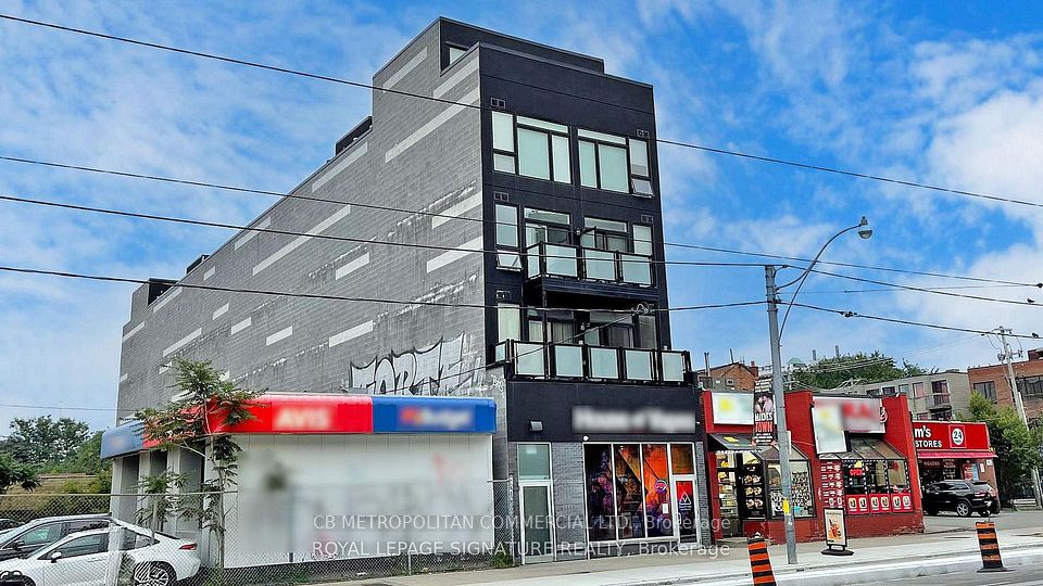335 College Street, Toronto C01, ON M5T 1S2