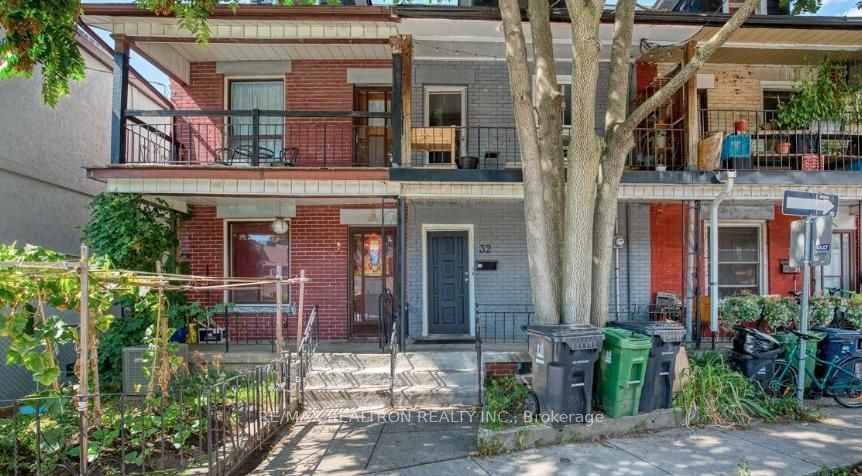 Att/Row/Townhouse at 32 Macklem Avenue Lower, Toronto C01, ON M6J 3M2, Toronto C01