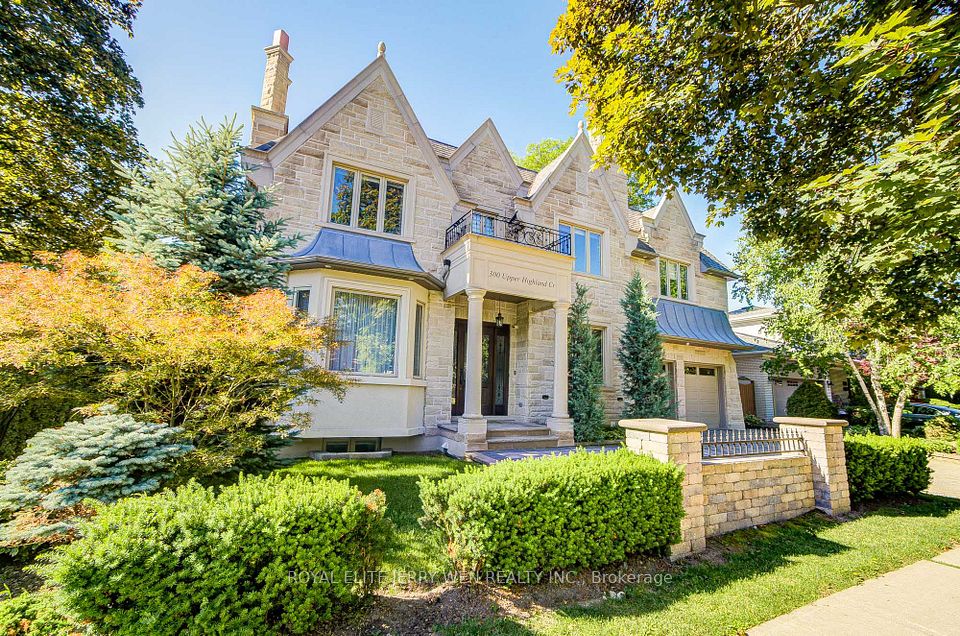 300 Upper Highland Crescent, Toronto, ON M2P 1V5 at 300 Upper Highland Crescent, Toronto, ON M2P 1V5, Toronto C12, ON, M2P 1V5