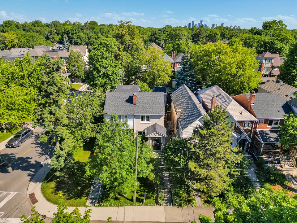 Semi-Detached  at 86 Woburn Avenue, Toronto C04, ON M5M 1K6, Toronto C04