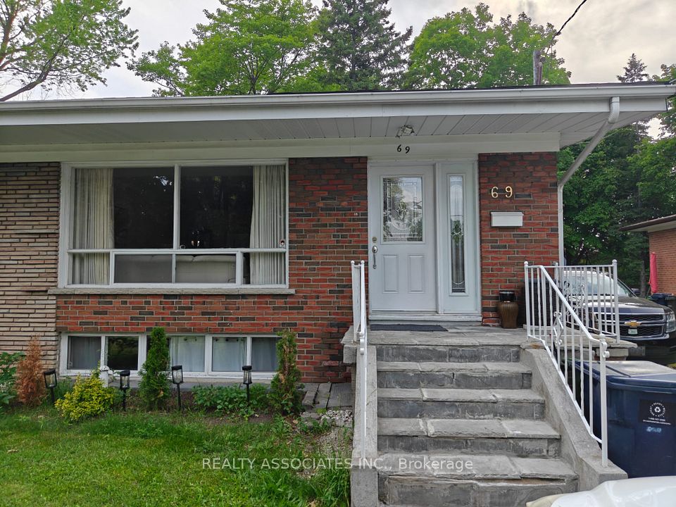 Semi-Detached  at 69 Cornerbrook Drive S, Toronto C13, ON M3A 1H5, Toronto C13