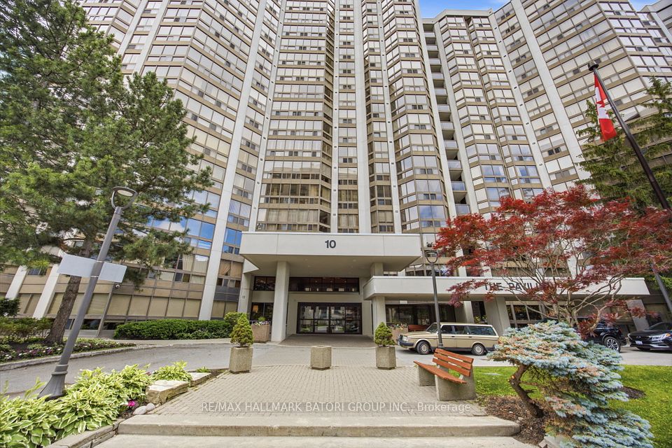 Condo Apartment at 10 Kenneth Avenue 211, Toronto C14, ON M2N 6K6, Toronto C14