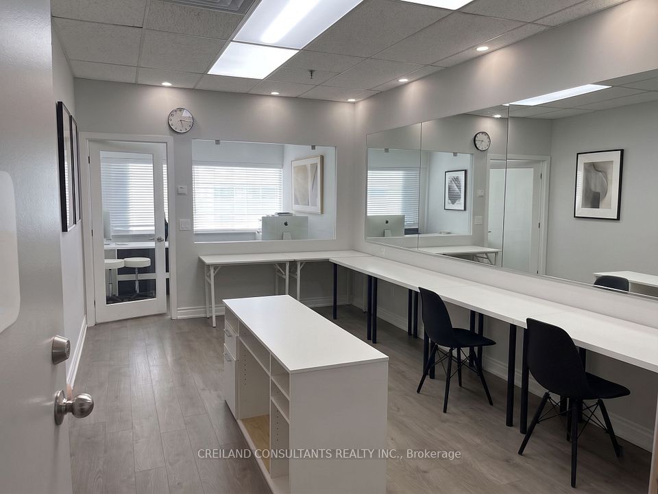 5460 Yonge Street Unit 303, Toronto, ON M2N 6K7