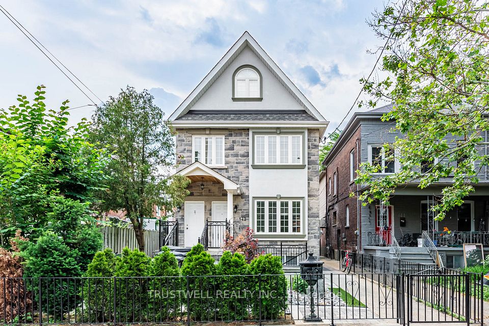 142 Borden Street, Toronto, ON M5S 2N3 at 142 Borden Street, Toronto, ON M5S 2N3, Toronto C01, ON, M5S 2N3