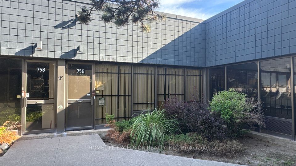 756 Gordon Baker Road, Toronto, ON M2H 3B4