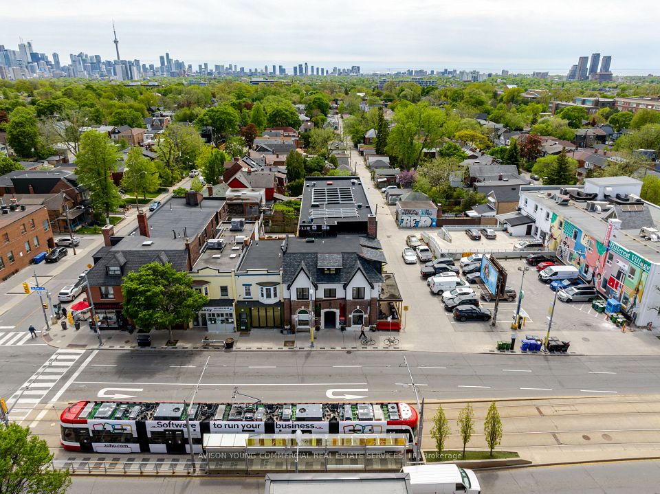 781 St. Clair Avenue W, Toronto, ON M6C 1B7