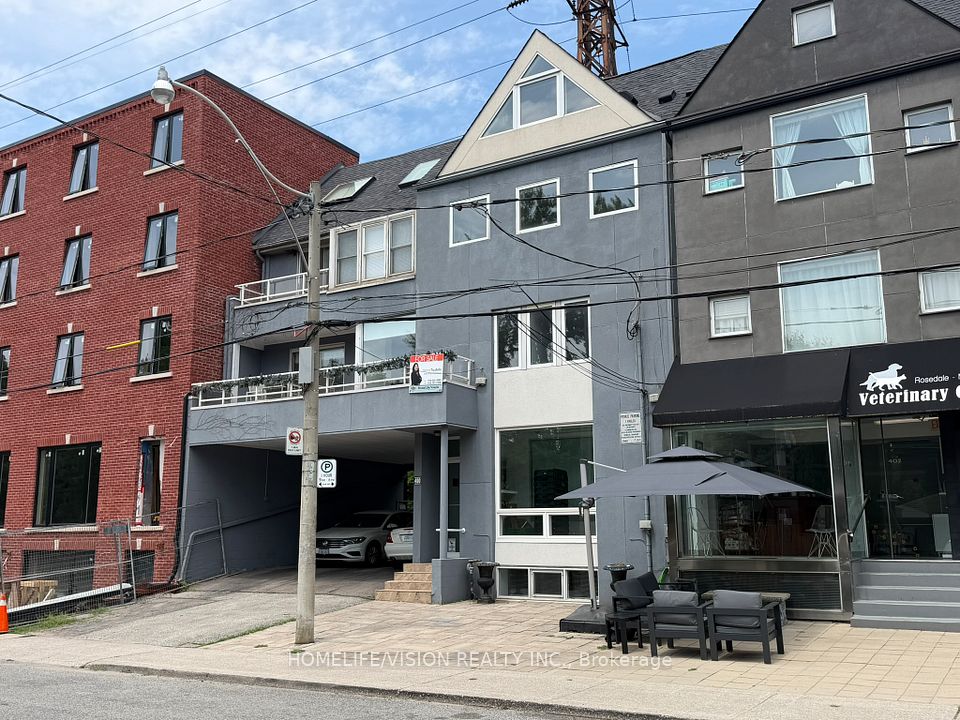 400 Summerhill Avenue, Toronto, ON M4W 2E4