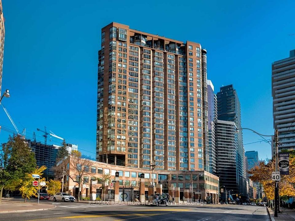 1033 Bay Street 216, Toronto, ON M5S 3A5