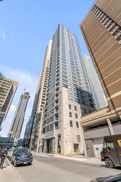 21 Balmuto Street 802, Toronto, ON M4Y 1W4 at 21 Balmuto Street 802, Toronto, ON M4Y 1W4, Toronto C01, ON, M4Y 1W4