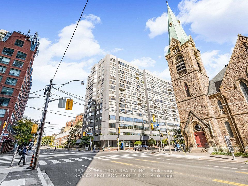 120 Carlton Street 404, Toronto, ON M5A 4K2