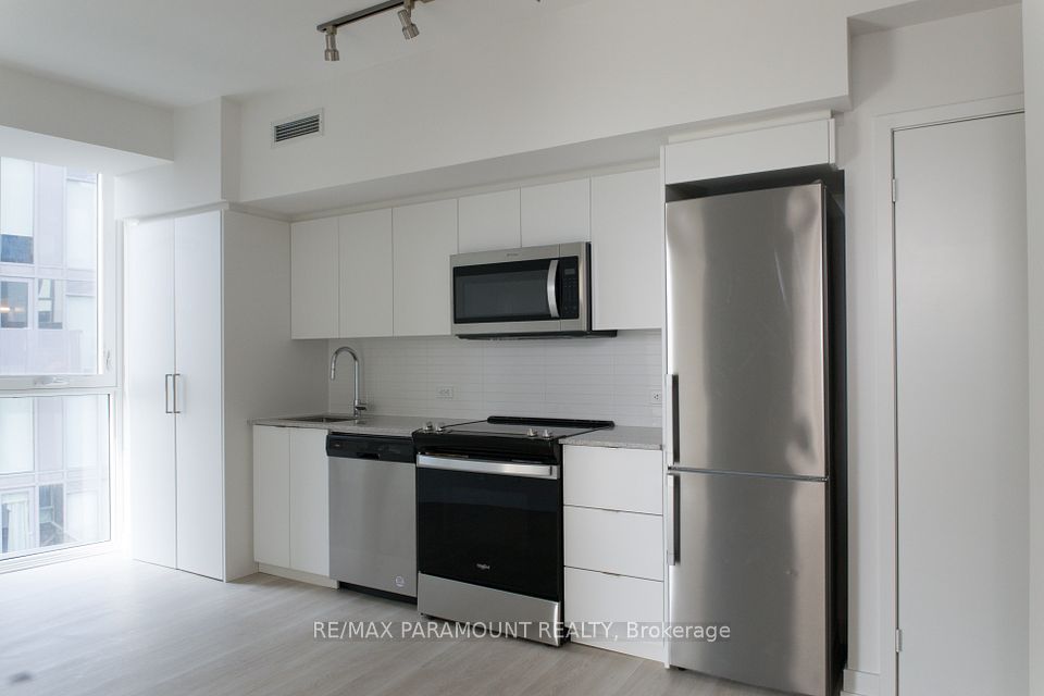 30 Tretti Way 1111, Toronto, ON M3H 0E3 at 30 Tretti Way 1111, Toronto, ON M3H 0E3, Toronto C06, ON, M3H 0E3