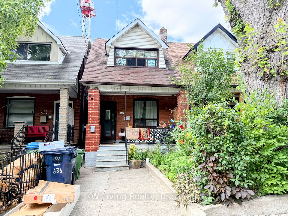 636 Clinton Street, Toronto, ON M6G 2Z7 at 636 Clinton Street, Toronto, ON M6G 2Z7, Toronto C02, ON, M6G 2Z7