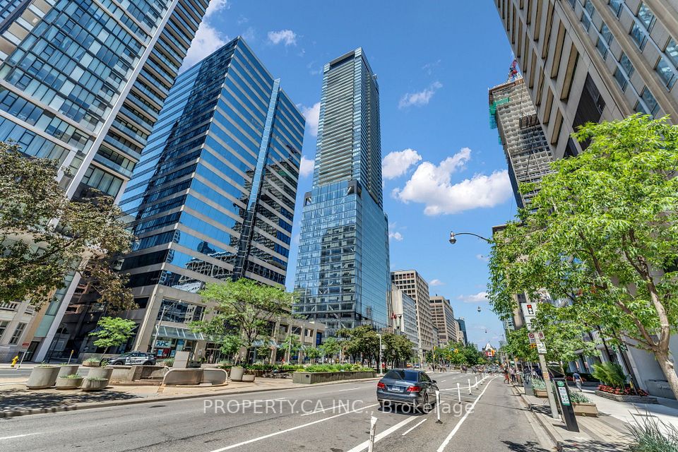 488 University Avenue 3002, Toronto, ON M5G 0C1 at 488 University Avenue 3002, Toronto, ON M5G 0C1, Toronto C01, ON, M5G 0C1