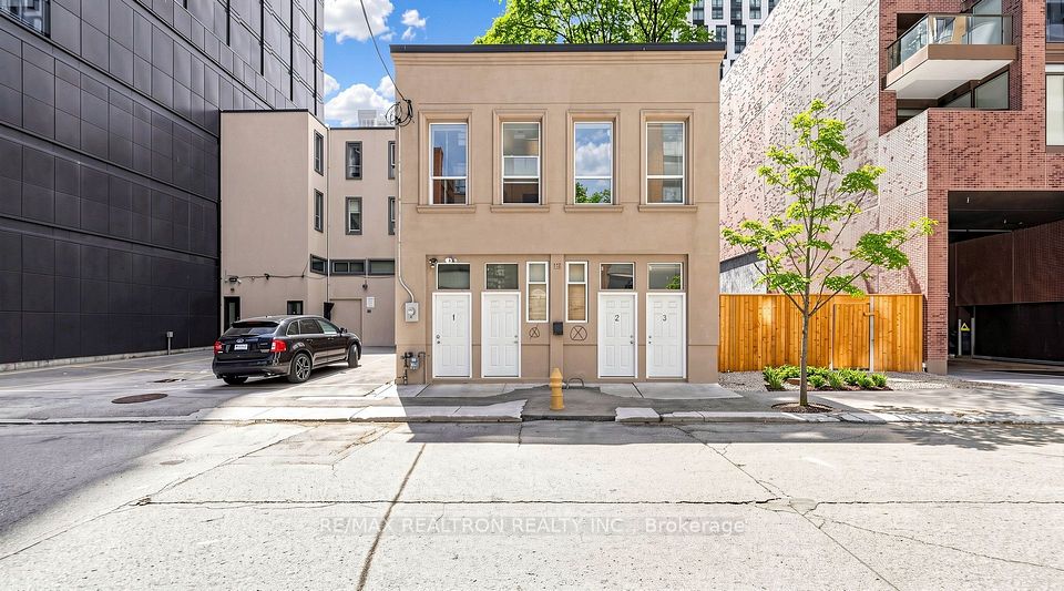86 Dalhousie Street, Toronto, ON M5B 2A6
