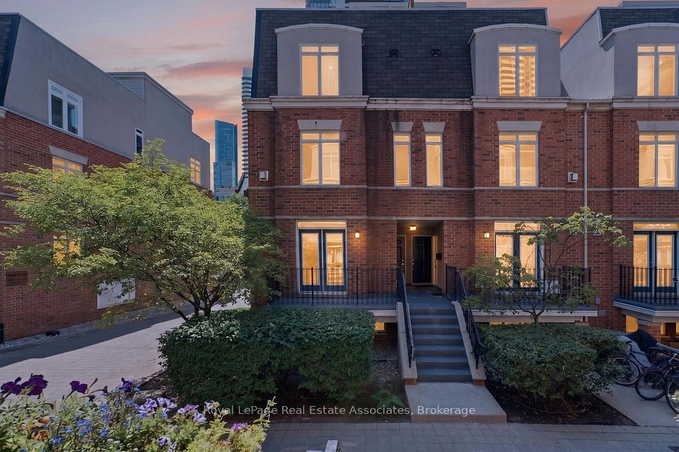415 Jarvis Street 206, Toronto, ON M4Y 3C1 at 415 Jarvis Street 206, Toronto, ON M4Y 3C1, Toronto C08, ON, M4Y 3C1