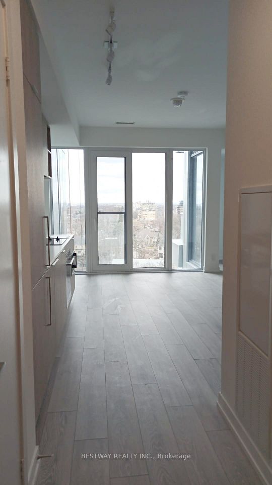 2020 Bathurst Street 1611, Toronto, ON M5P 0A6 at 2020 Bathurst Street 1611, Toronto, ON M5P 0A6, Toronto C03, ON, M5P 0A6