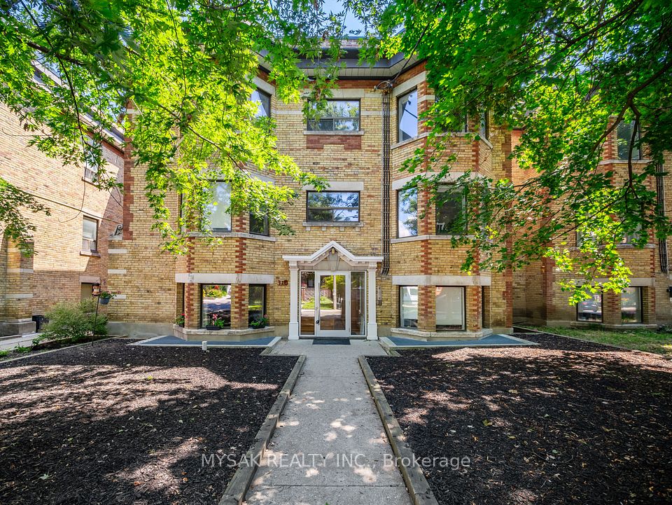 427 Crawford Street, Toronto, ON M6G 3J7 at 427 Crawford Street, Toronto, ON M6G 3J7, Toronto C01, ON, M6G 3J7