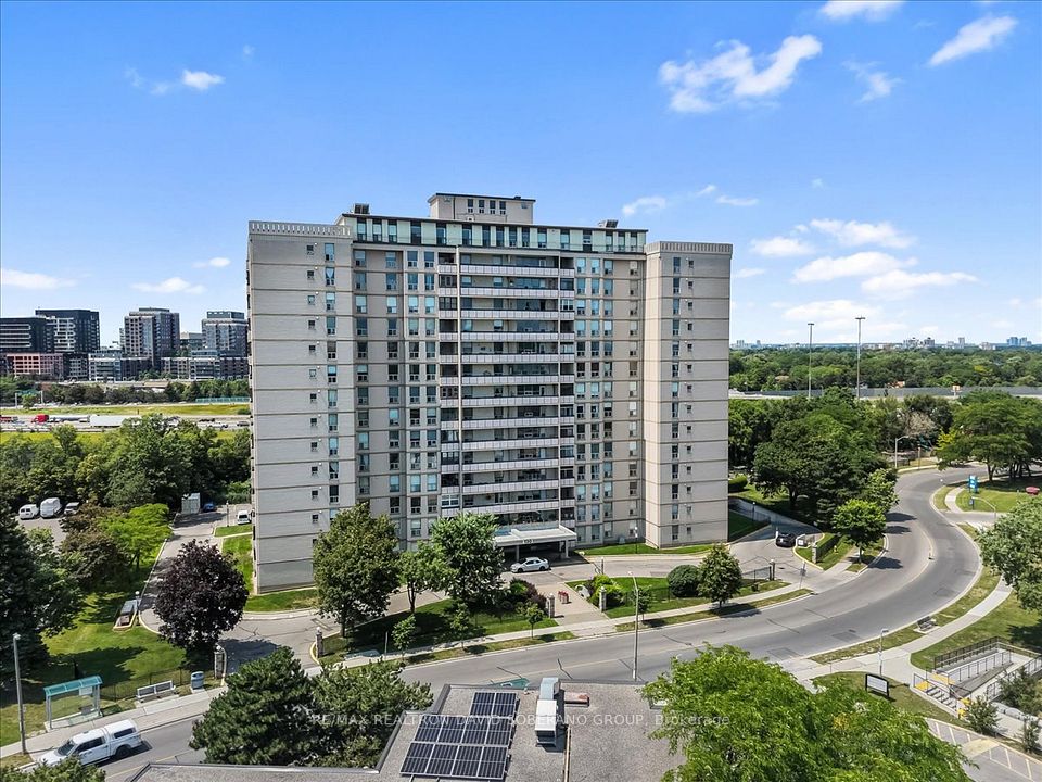 130 Neptune Drive 601, Toronto, ON M6A 1X5 at 130 Neptune Drive 601, Toronto, ON M6A 1X5, Toronto C04, ON, M6A 1X5