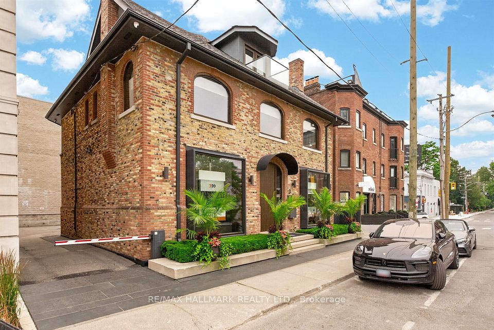 3 Rowanwood Avenue E, Toronto, ON M4W 1Y5
