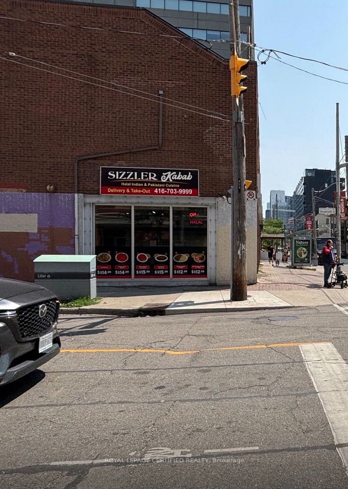 754 King Street W, Toronto, ON M5V 1N3