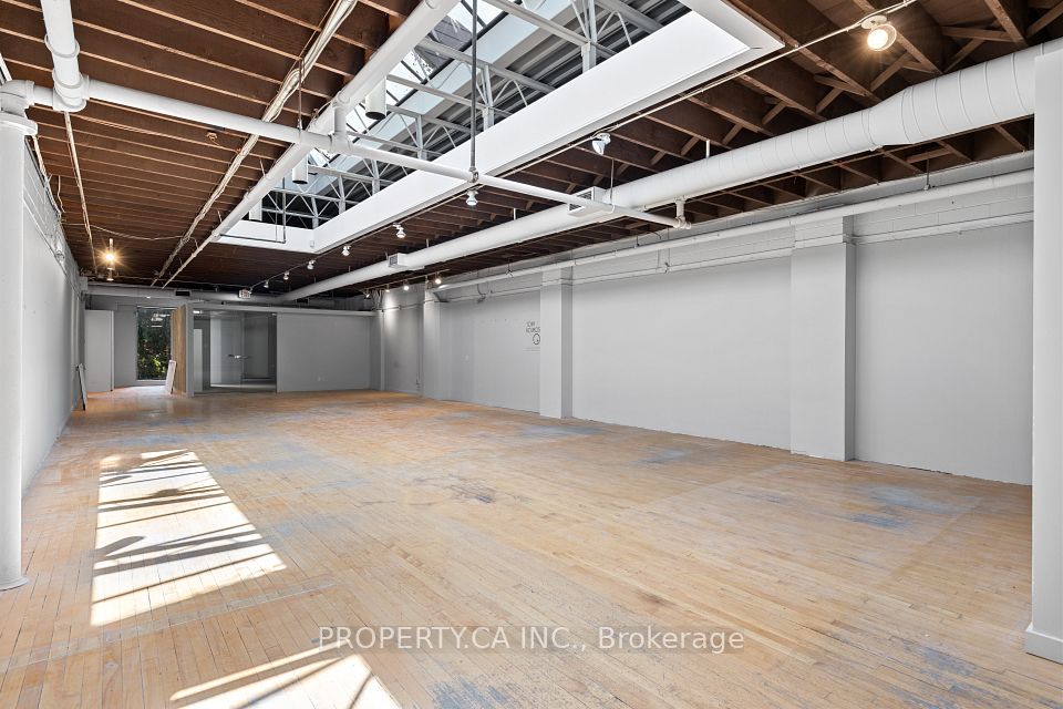 170 Bedford Road 302, Toronto, ON M5R 2K9