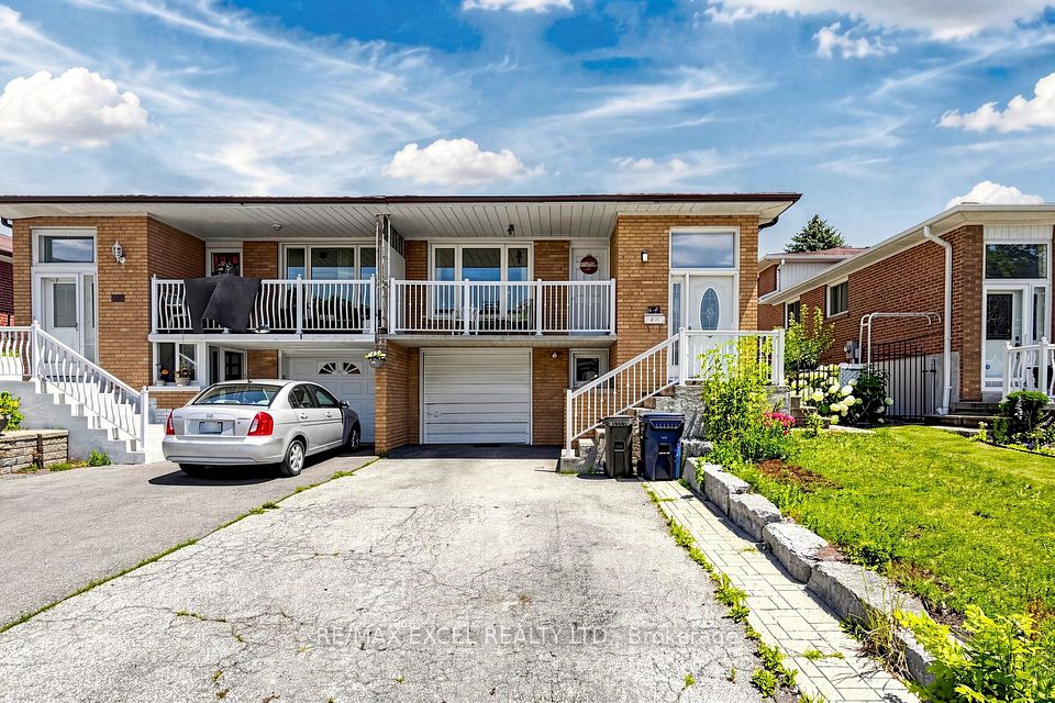 216 Shawnee Circle, Toronto, ON M2H 2Y4 at 216 Shawnee Circle, Toronto, ON M2H 2Y4, Toronto C15, ON, M2H 2Y4