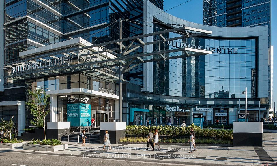 4789 Yonge Street 614, Toronto, ON M2N 0G3