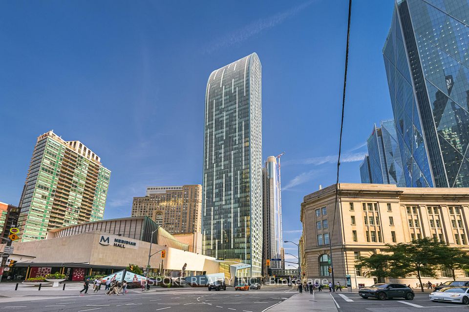 8 The Esplanade Avenue 1502, Toronto, ON M5E 0A6 at 8 The Esplanade Avenue 1502, Toronto, ON M5E 0A6, Toronto C08, ON, M5E 0A6
