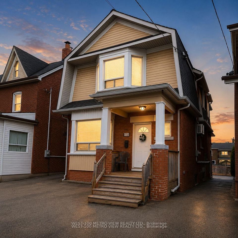 1733 Dufferin Street, Toronto, ON M6E 3N9
