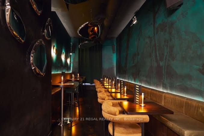 214 Ossington Avenue, Toronto, ON M6J 2Z7
