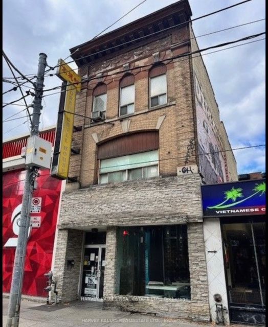 214 Queen Street W 2nd Flr, Toronto, ON M5V 1Z2