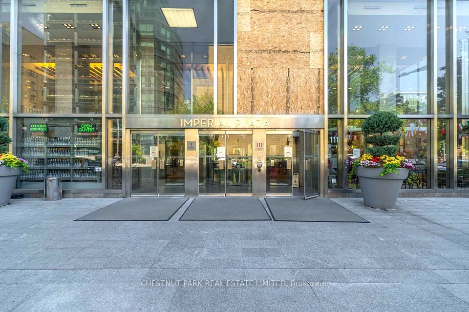 111 St Clair Avenue W 320, Toronto, ON M4V 1N5 at 111 St Clair Avenue W 320, Toronto, ON M4V 1N5, Toronto C02, ON, M4V 1N5