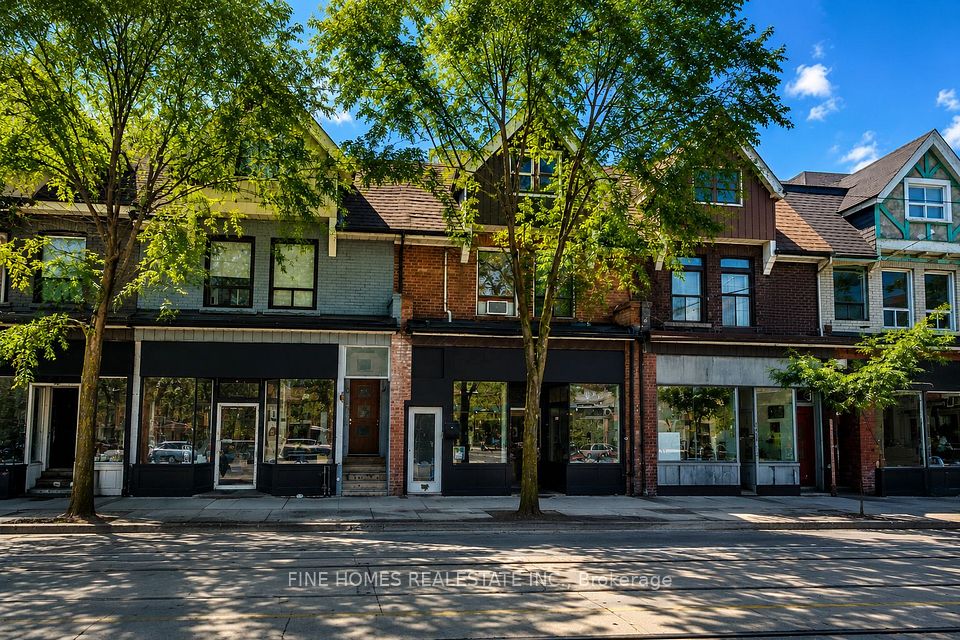 909 Dundas Street W, Toronto, ON M6J 1V9