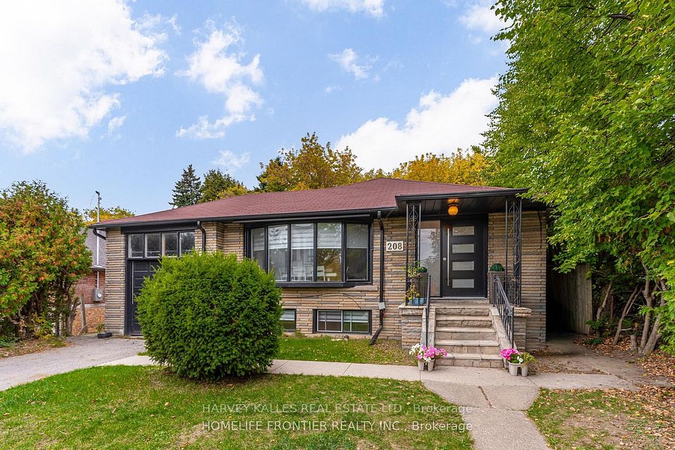 208 Betty Ann Drive, Toronto, ON M2R 1A7 at 208 Betty Ann Drive, Toronto, ON M2R 1A7, Toronto C07, ON, M2R 1A7