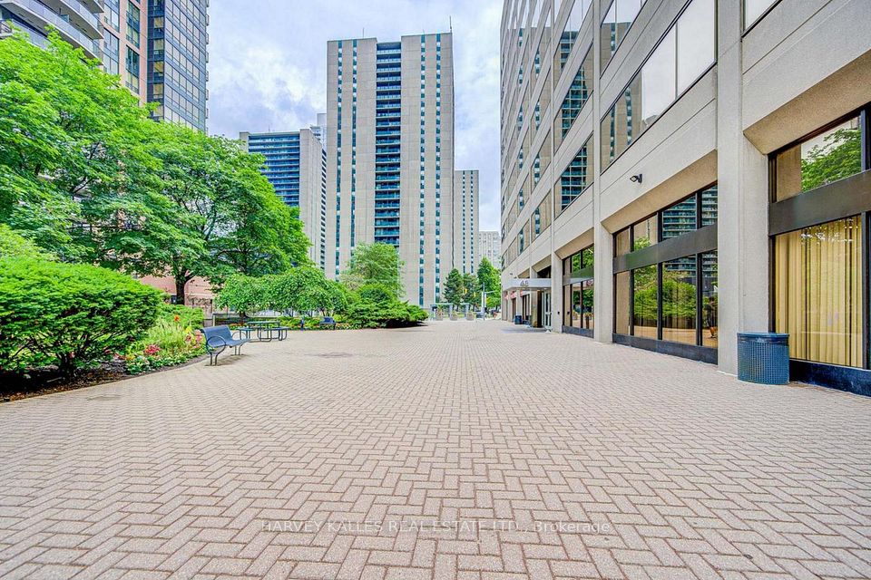 45 Sheppard Avenue E 935, Toronto, ON M2N 5N1