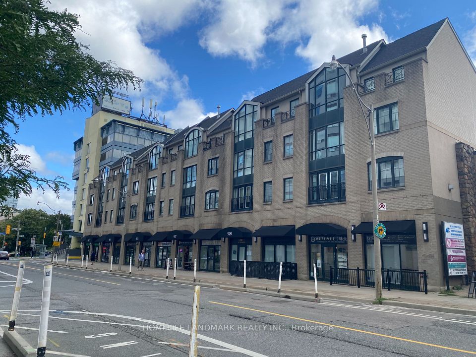 909 Yonge Street 27-28, Toronto, ON M4W 2H2
