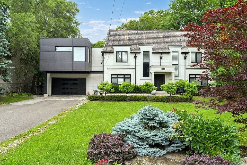 150 Sandringham Drive ., Toronto, ON M3H 1E3 at 150 Sandringham Drive ., Toronto, ON M3H 1E3, Toronto C07, ON, M3H 1E3
