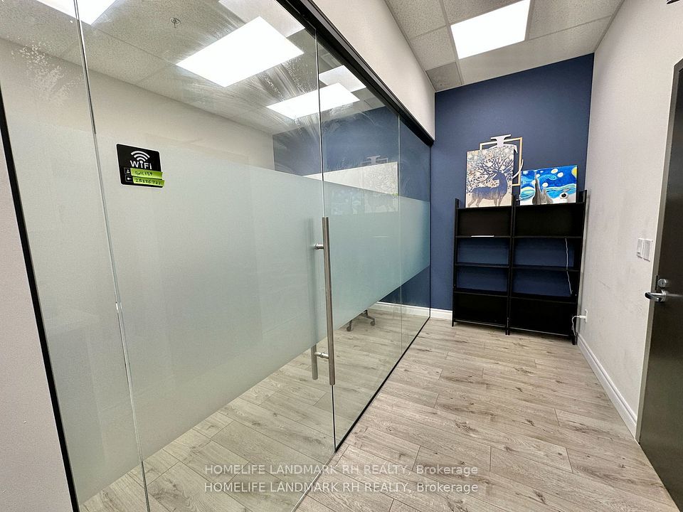 4750 Yonge Street 307, Toronto, ON M2N 5M6