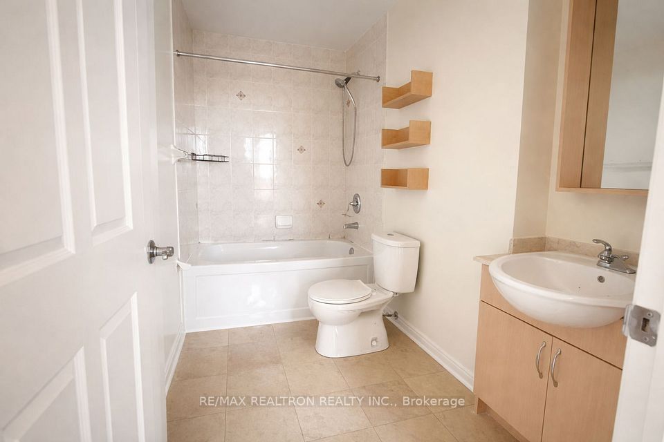 18 Holmes Avenue 1102, Toronto, ON M2N 0E1 at 18 Holmes Avenue 1102, Toronto, ON M2N 0E1, Toronto C14, ON, M2N 0E1